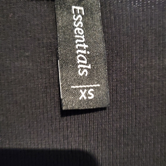 *2 for $8 Deals* Essentials Womens Sequin Tank Top - Picture 5 of 5